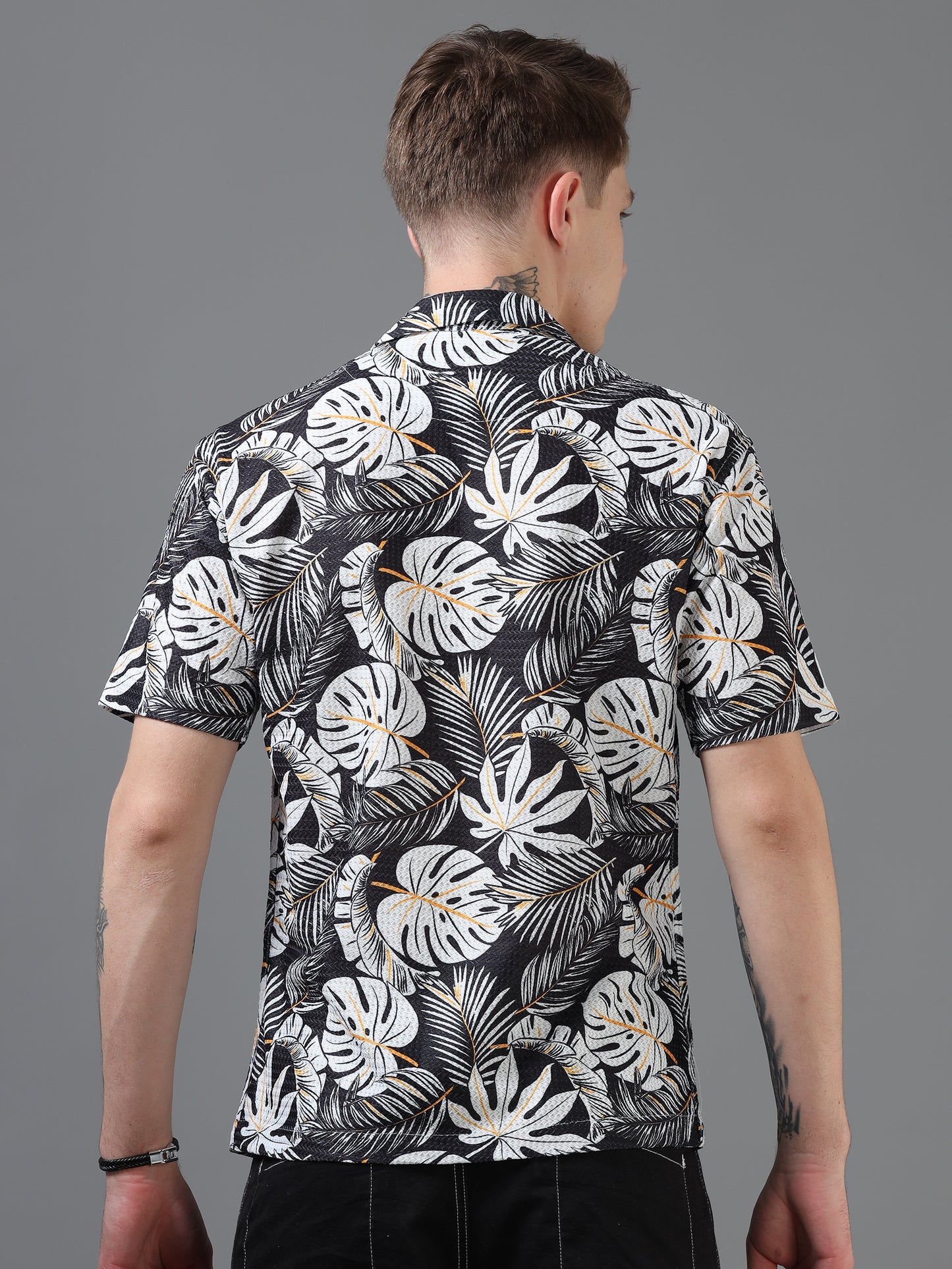 Black and White Color Tussar cotton Printed Half Sleeve Shirt